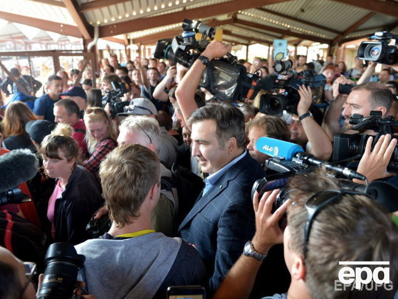 Саакашвілі: Вони придумали вирішити свої проблеми завдяки польській стороні й пасажирам, які їдуть додому. Це реально ганьба