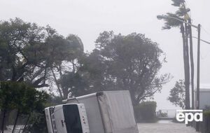 Ураган обрушился на Флориду