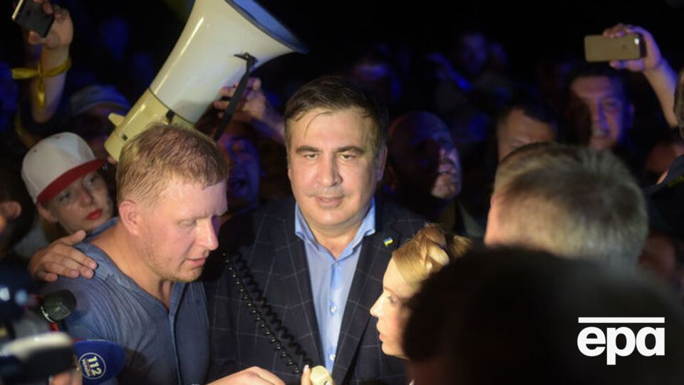 Саакашвили возмущен внесением в базу "Миротворца"