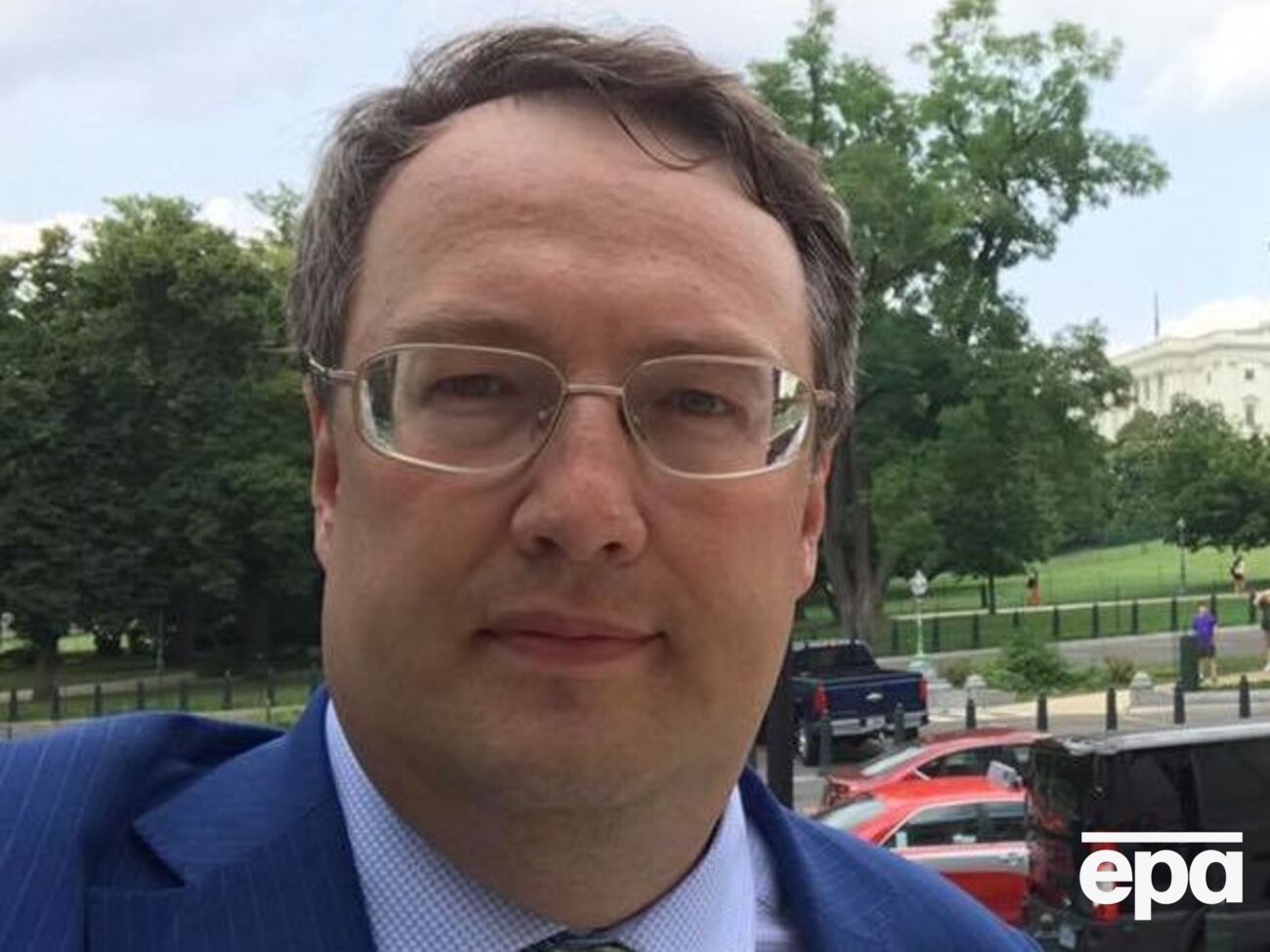 Геращенко считает, что незаконно пересекшие границу политики должны быть привлечены к ответственности