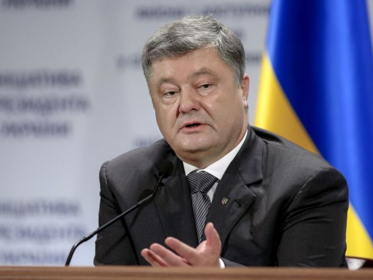 Порошенко: Законсервовано неефективну радянську медичну систему