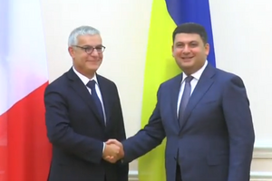 Море – Гройсману: Франция всегда стояла на принципах нерушимости границ Украины