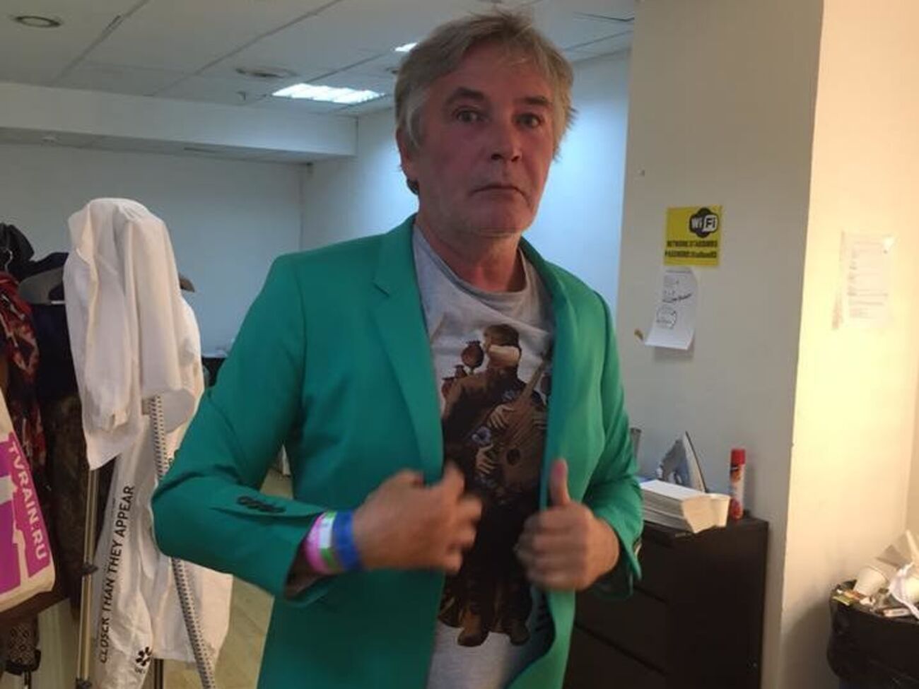 Орлуша:&nbsp;Стадом называю я тех, кто следом за бараном на барана прет тараном