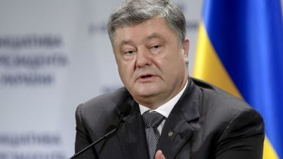 Порошенко: Мы поставим вопрос о голубых касках – миротворцах, которые должны обеспечить выполнение РФ взятых на себя обязательств по минскому процессу