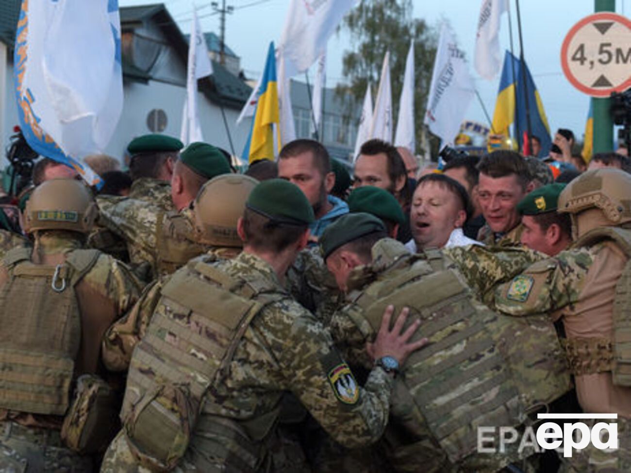 10 сентября Саакашвили и его сторонники прорвали государственную границу Украины
