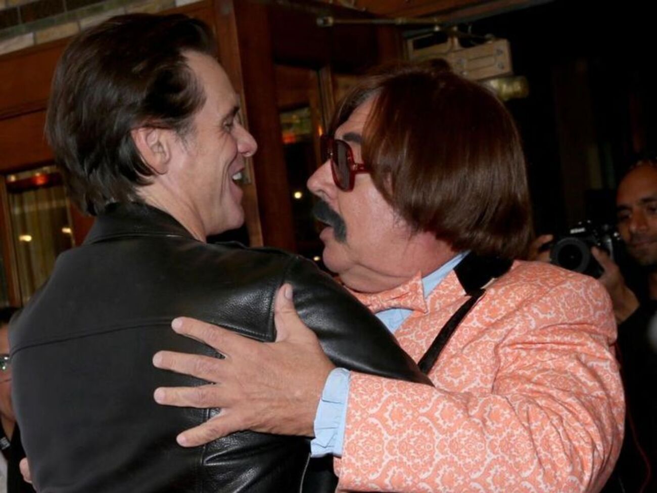 Керри поцеловал актера в образе Тони Клифтона