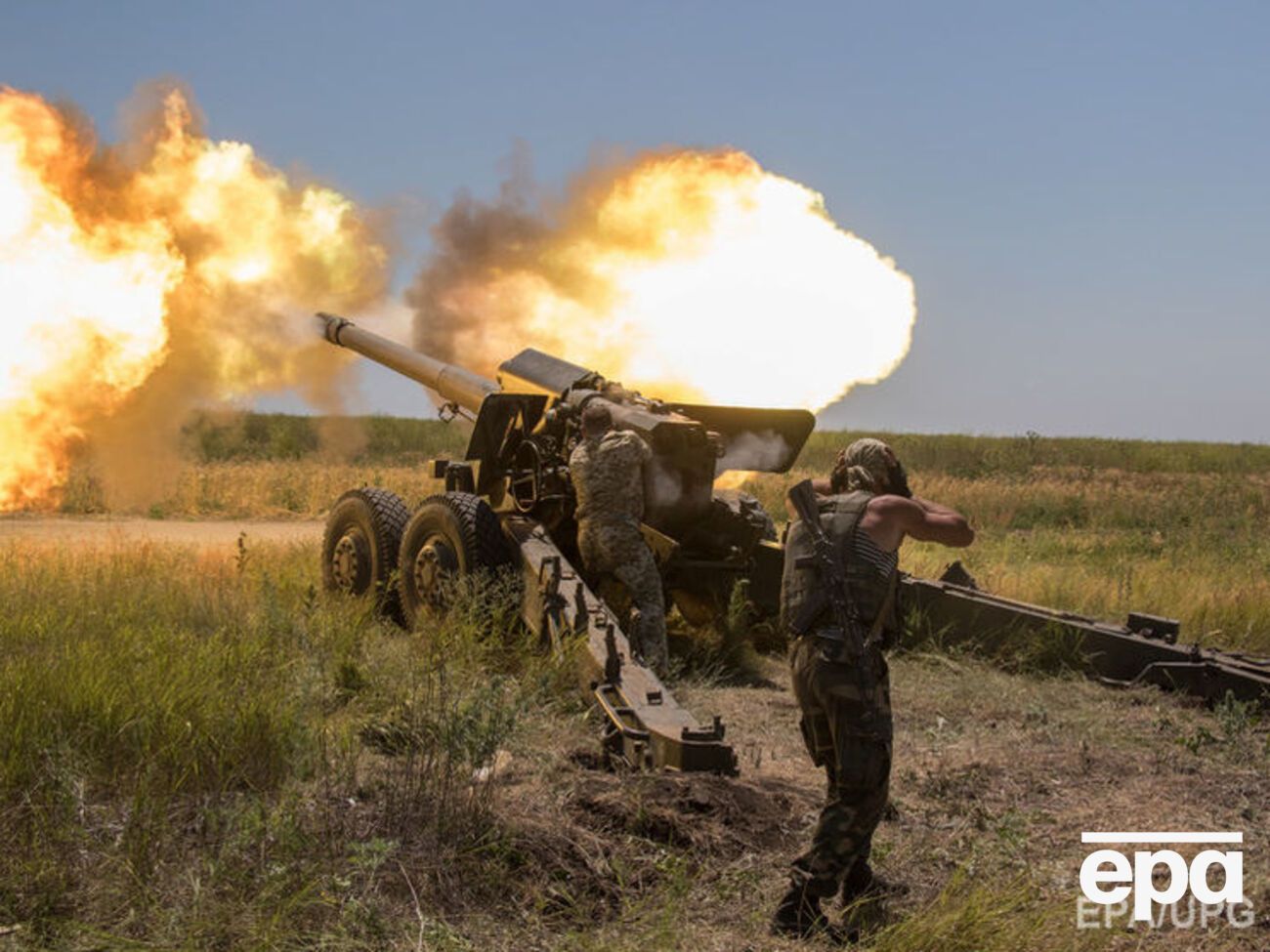В зону конфликта на Донбассе предлагают ввести миротворцев с артиллерией
