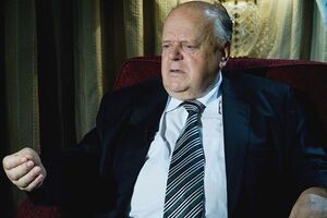 Станислав Шушкевич: Не умею воровать и продаваться, у меня всегда был хороший способ отказаться от весьма лестных предложений – я говорил: "Вы знаете, я вас не совсем понимаю"