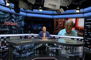 Шушкевич: У нас гідні література, мистецтво. Але до чого тут Лукашенко? Він шкодить цьому, швидше