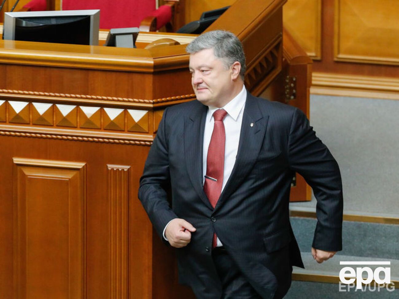 Порошенко:&nbsp;Зачем устраивать "маски-шоу"? Может, изменить порядок? Это будет эффективнее