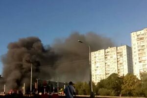 Дым от пожара был виден в разных районах Киева