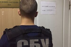 У СБУ стверджують, що прослуховують тільки за рішенням суду