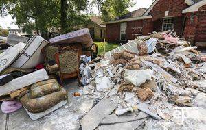 Повреждены и разрушены более 140 000 домов