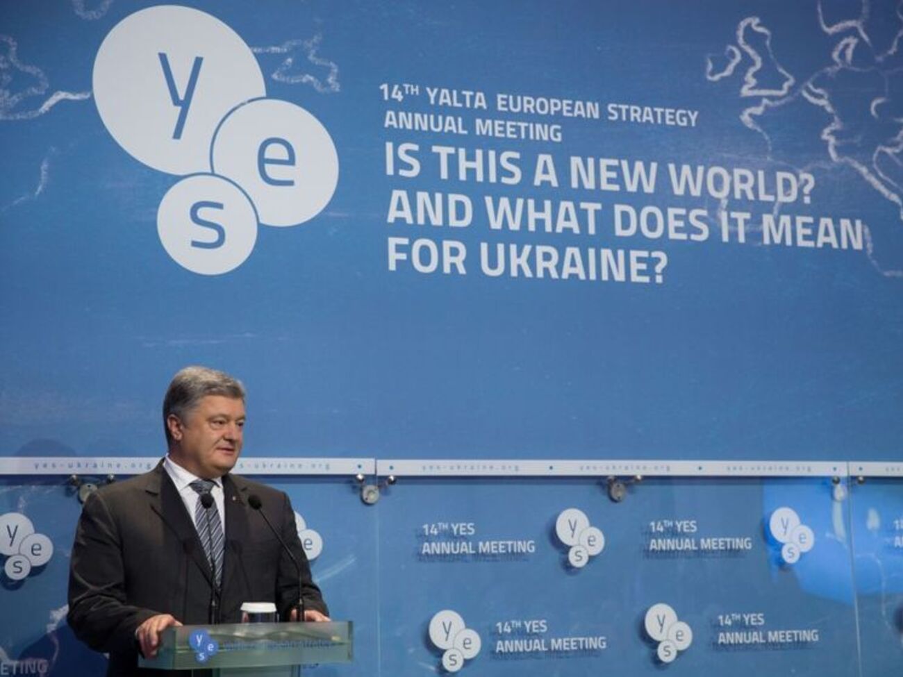 Порошенко: Якщо хтось думає, що коли закінчиться війна в Україні, усе буде так, як раніше, то він помиляється