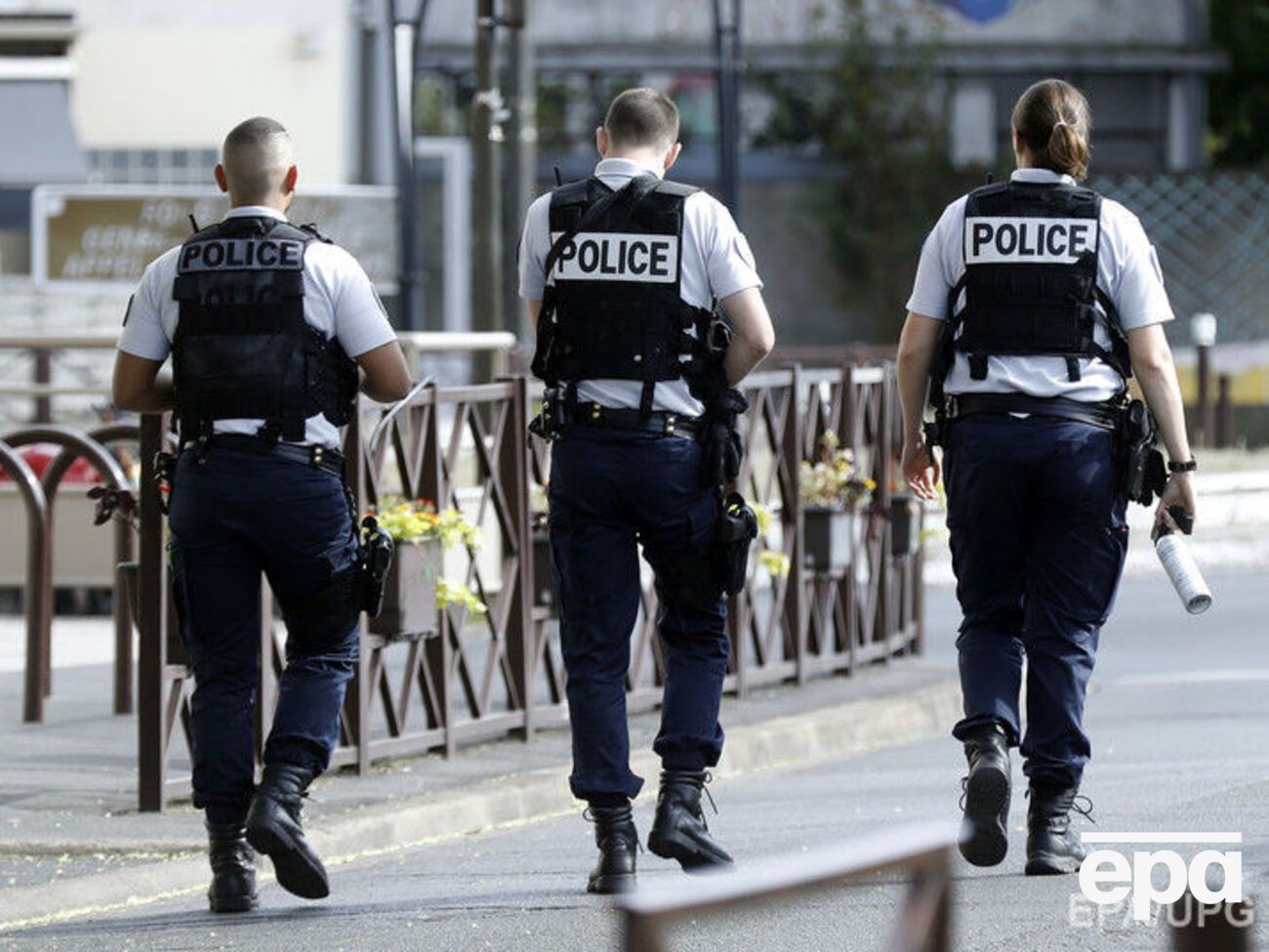 Полиция разыскивает нападавшего