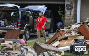 Ущерб от наводнения стал вторым по величине после урагана "Катрина" в 2005 году