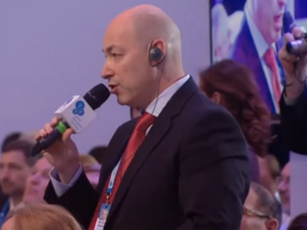 Гордон: Понимает ли господин Волкер, что Россия сейчас является империей зла?