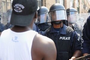 Унаслідок сутичок затримано приблизно 30 осіб