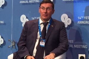 Луценко: Матрос Железняк не будет решать, кого посадить