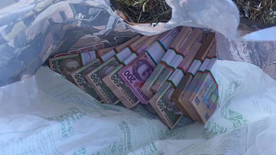 Співробітників ДФС підозрюють в отриманні хабара