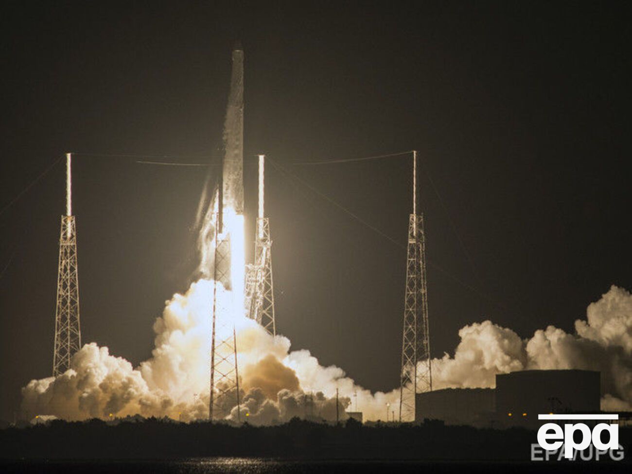 Ракета-носій Falcon 9 була розроблена компанією SpaceX