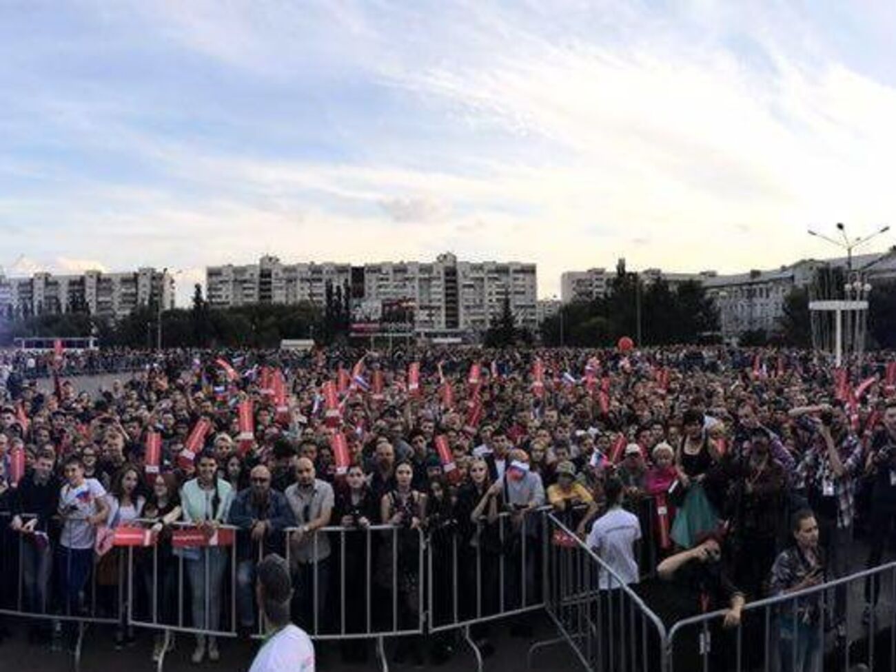 В Омську на мітинг Навального прийшло кілька тисяч людей