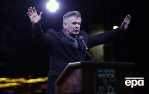 Болдуин получил премию "Эмми"