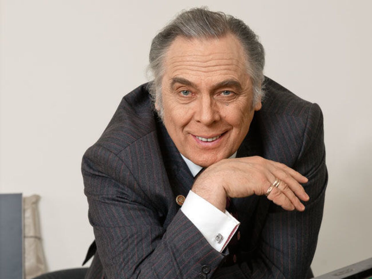 П&rsquo;явко побачив у молодій дівчині риси покійної дружини