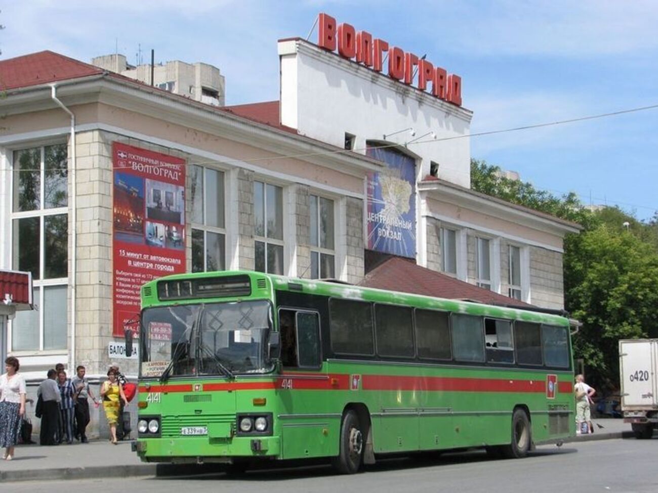 Украинка подожгла на себе платье у автовокзала в Волгограде