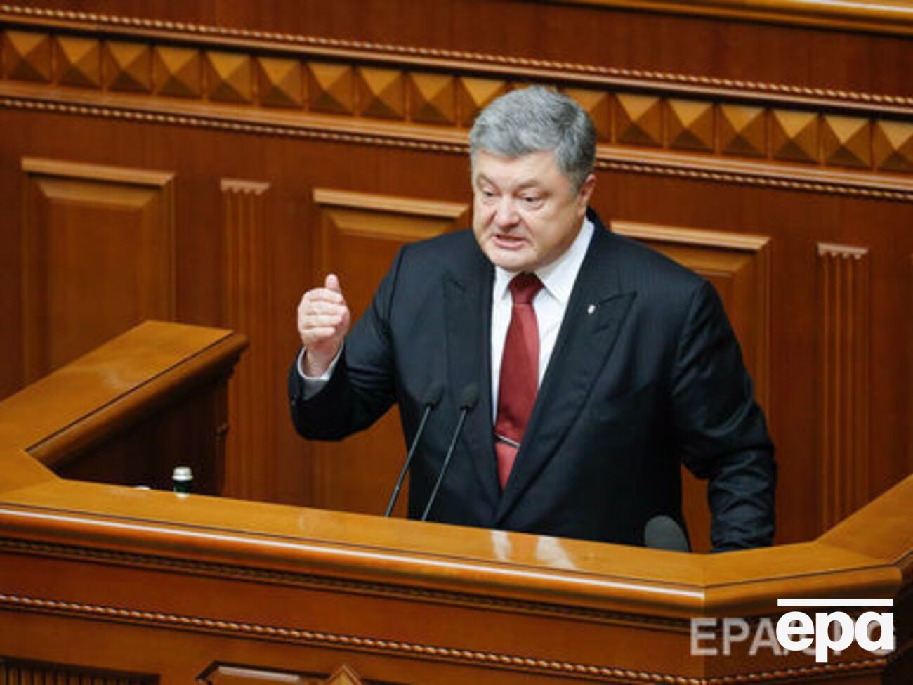 Порошенко:&nbsp;Проблема крымскотатарского народа &ndash;&nbsp;наша общая проблема