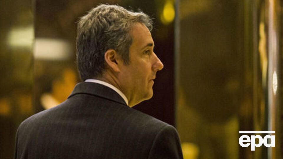 По словам источника CNN, Коэн появится перед комитетом по собственному желанию