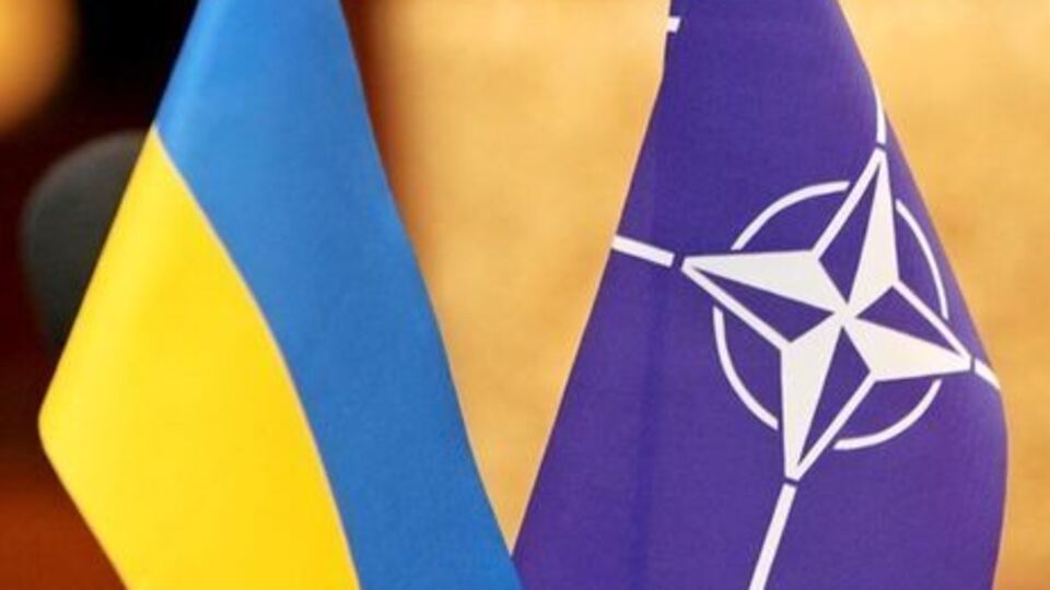 Украина активизировала сотрудничество с НАТО в 2014 году на фоне аннексии Крыма Россией и вооруженного конфликта на Донбассе