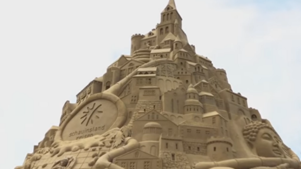 Замок простоит до 24 сентября