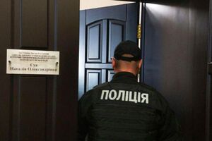 Правоохранители обыскивают Полтавский горсовет