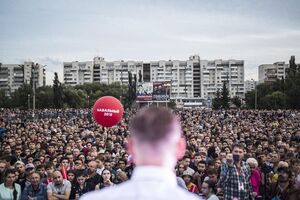 Навальный заявил, что власти пытаются уменьшить число участников на митингах с его участием