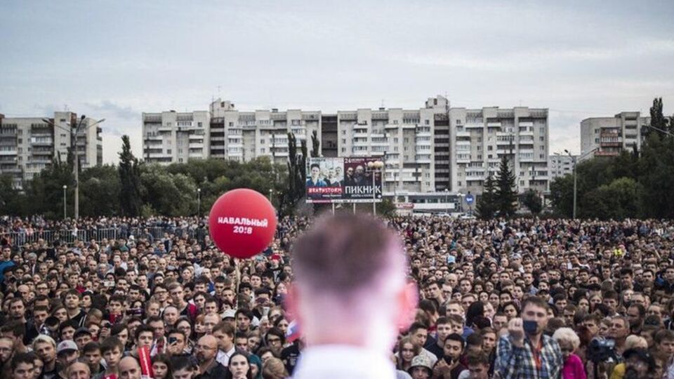 Навальний заявив, що влада намагається зменшити число учасників на його мітингах