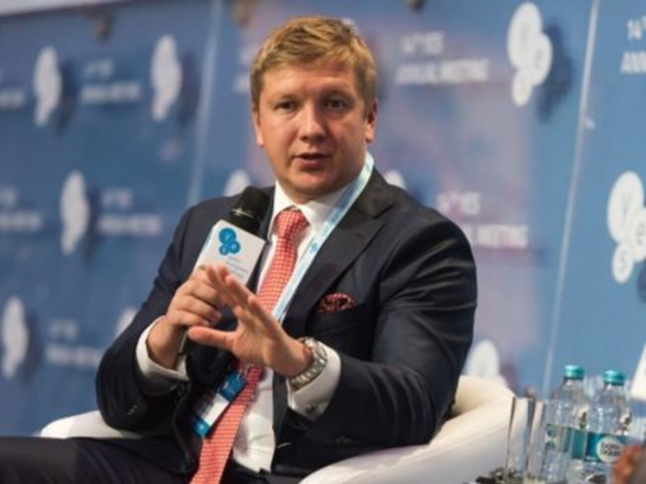 По словам Коболева, "Нафтогаз" может лишиться $300 млн от ЕБРР и $500 млн от Всемирного банка