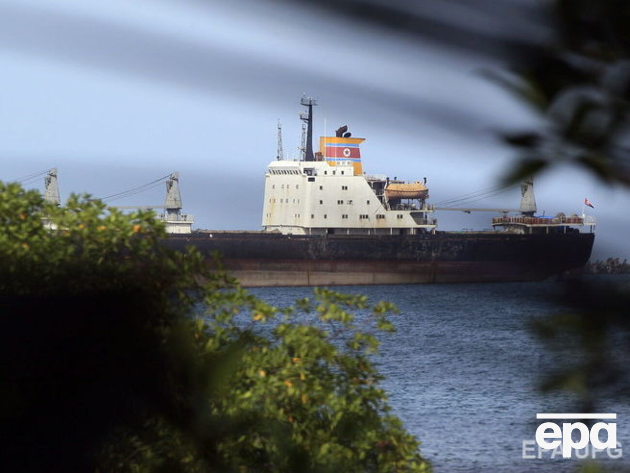 Судна КНДР пливуть не туди, куди заявляють