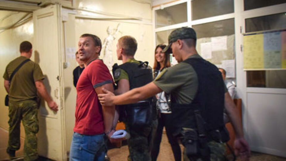 31 серпня суд Маріуполя заарештував Тітова на два місяці без права внесення застави
