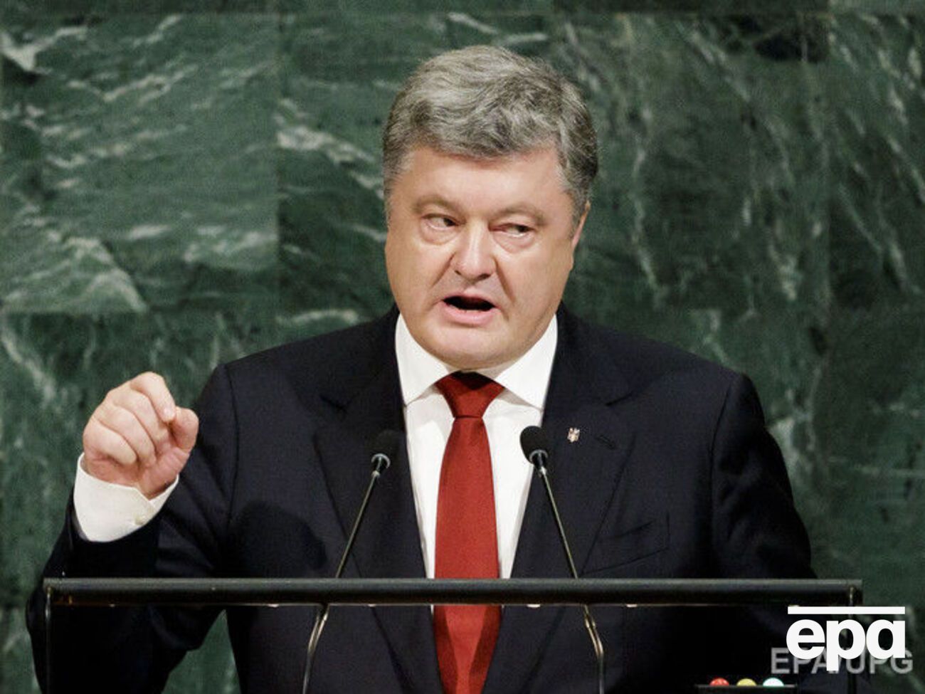 Порошенко:&nbsp;Во имя мира и в обмен на гарантии безопасности Украина отдала свой третий крупнейший в мире ядерный арсенал