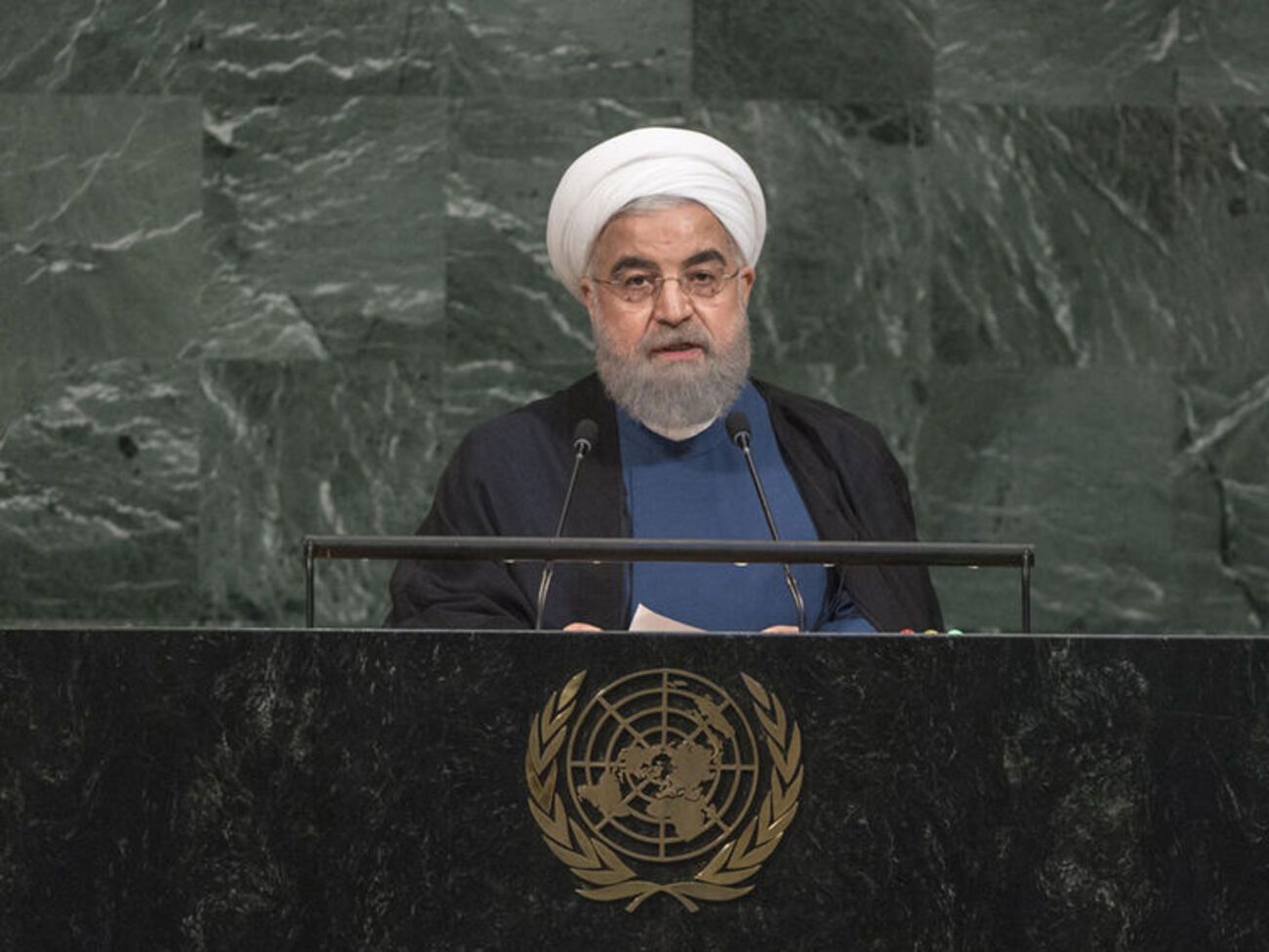 Рухані: Нова адміністрація США не тільки руйнує свій власний авторитет, але й підриває міжнародну довіру до переговорів