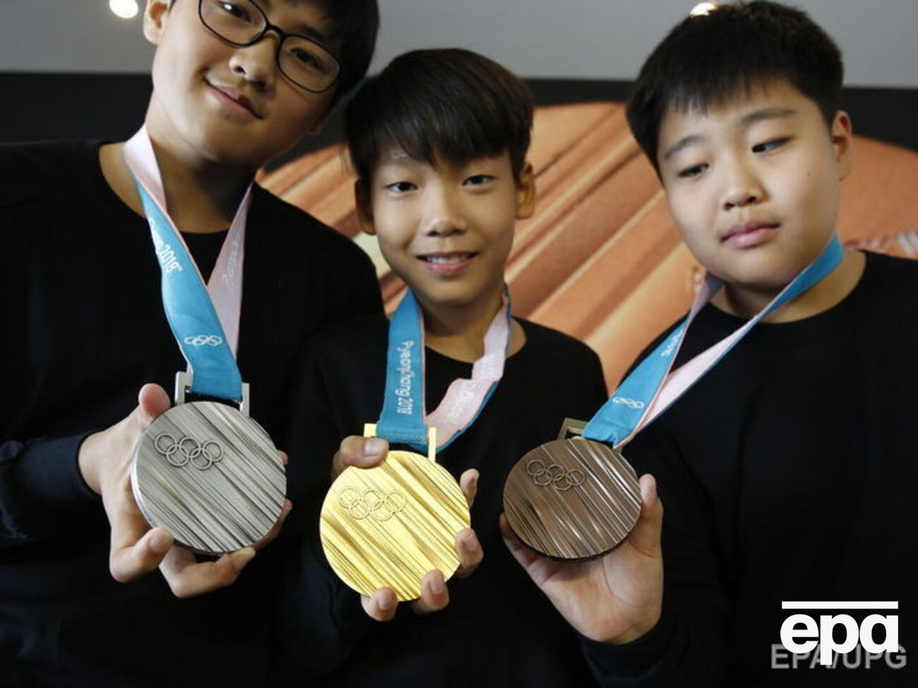 У Південній Кореї презентували дизайн олімпійських медалей