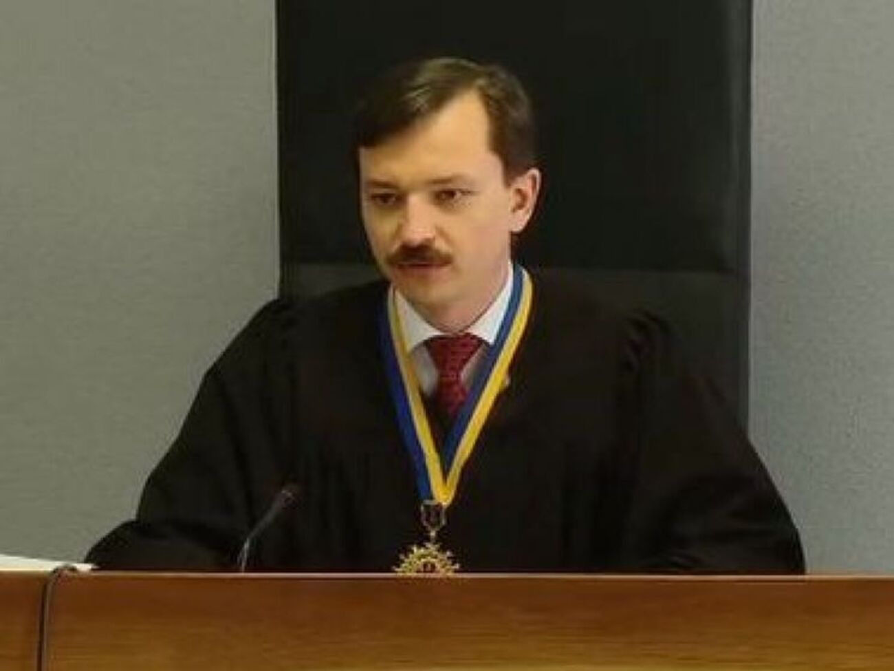 Суд відмовився відводити суддю Дев'ятка