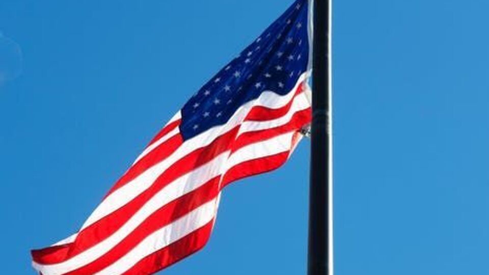 Показания представителей Twitter сенатский комитет по разведке заслушает на следующей неделе