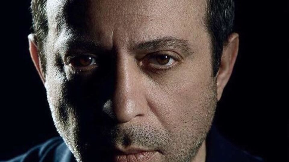 Корбан обіцяє повернутися незабаром і без оркестру