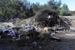 На виділеній ділянці учасники АТО виявили звалище