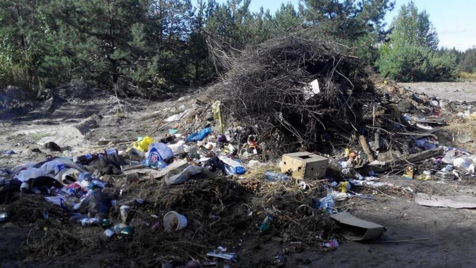 На виділеній ділянці учасники АТО виявили звалище