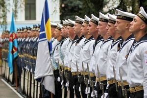Полторак підписав наказ про звільнення в запас