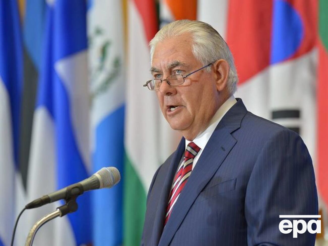 РФ не соблюдала гарантии безопасности, которые были даны в конце холодной войны, заявил Тиллерсон