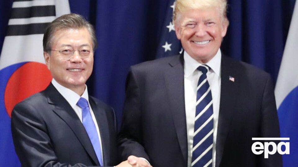 Трамп провів зустріч із Мун Чже Іном